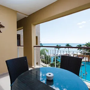 Apartamento Oceanfront El Faro Surf 302, Playa del Carmen